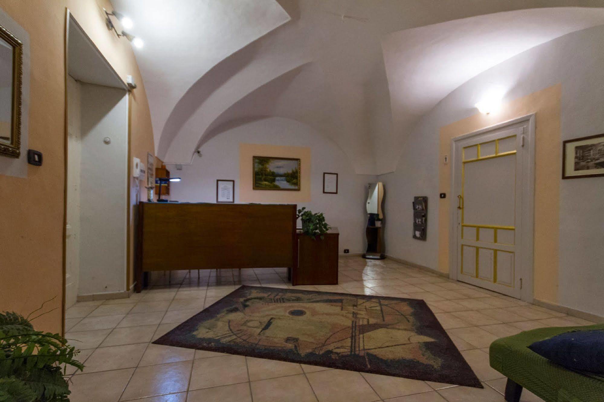 Albatro Rooms Catania Bagian luar foto