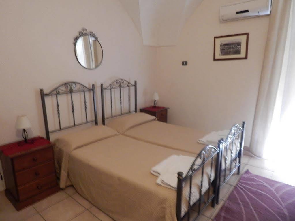 Albatro Rooms Catania Bagian luar foto